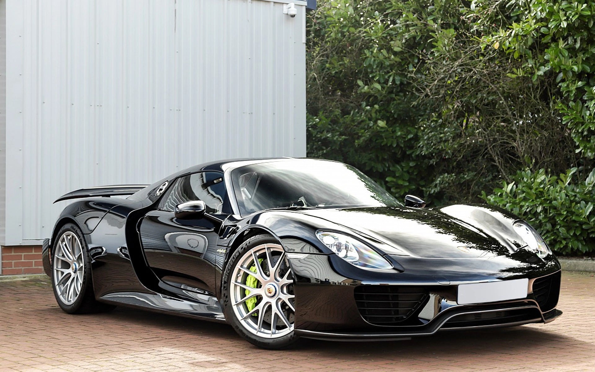 Porsche 918, before adding a registration